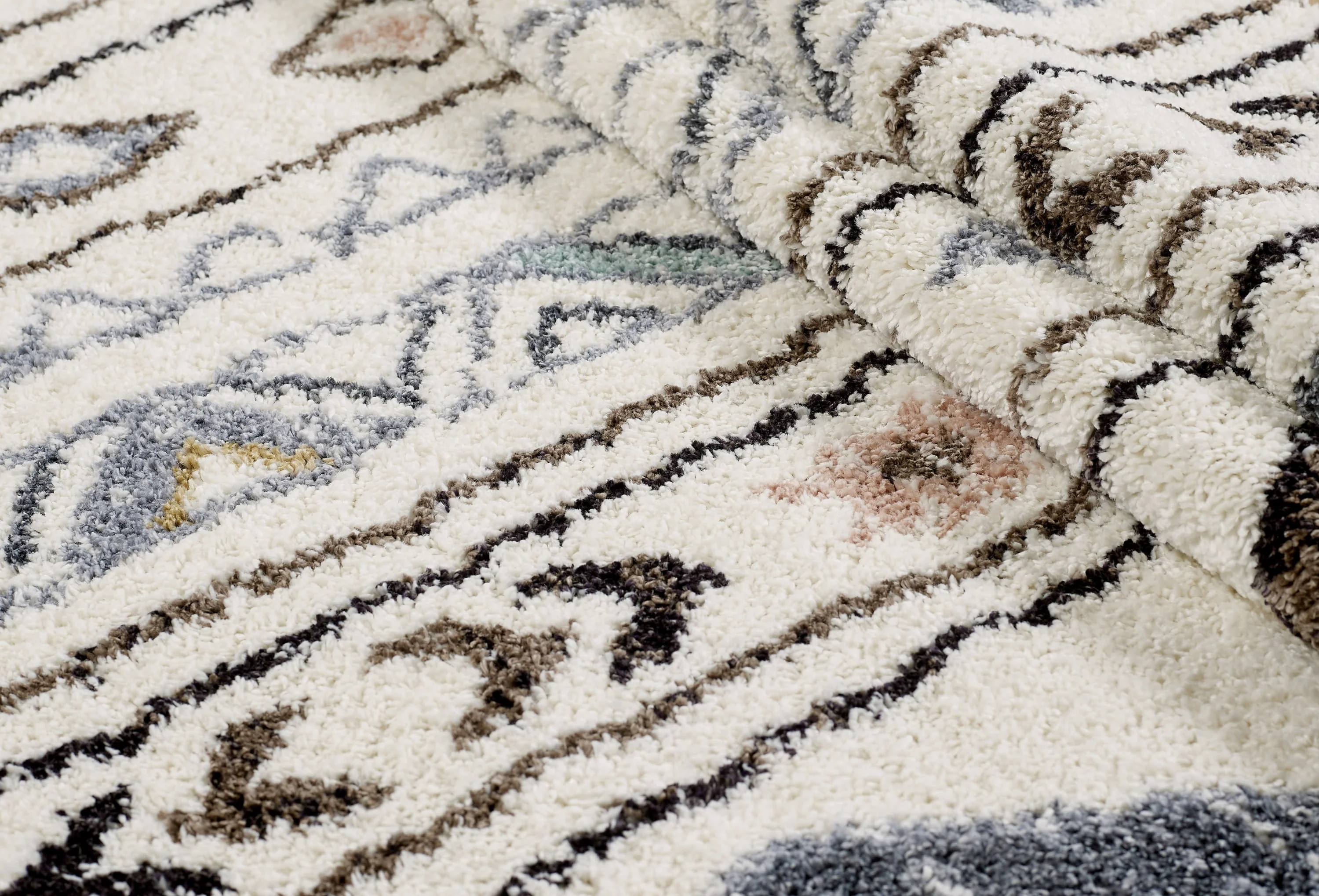 Alaska Geometric Rug 5 - 104 White - Image 4