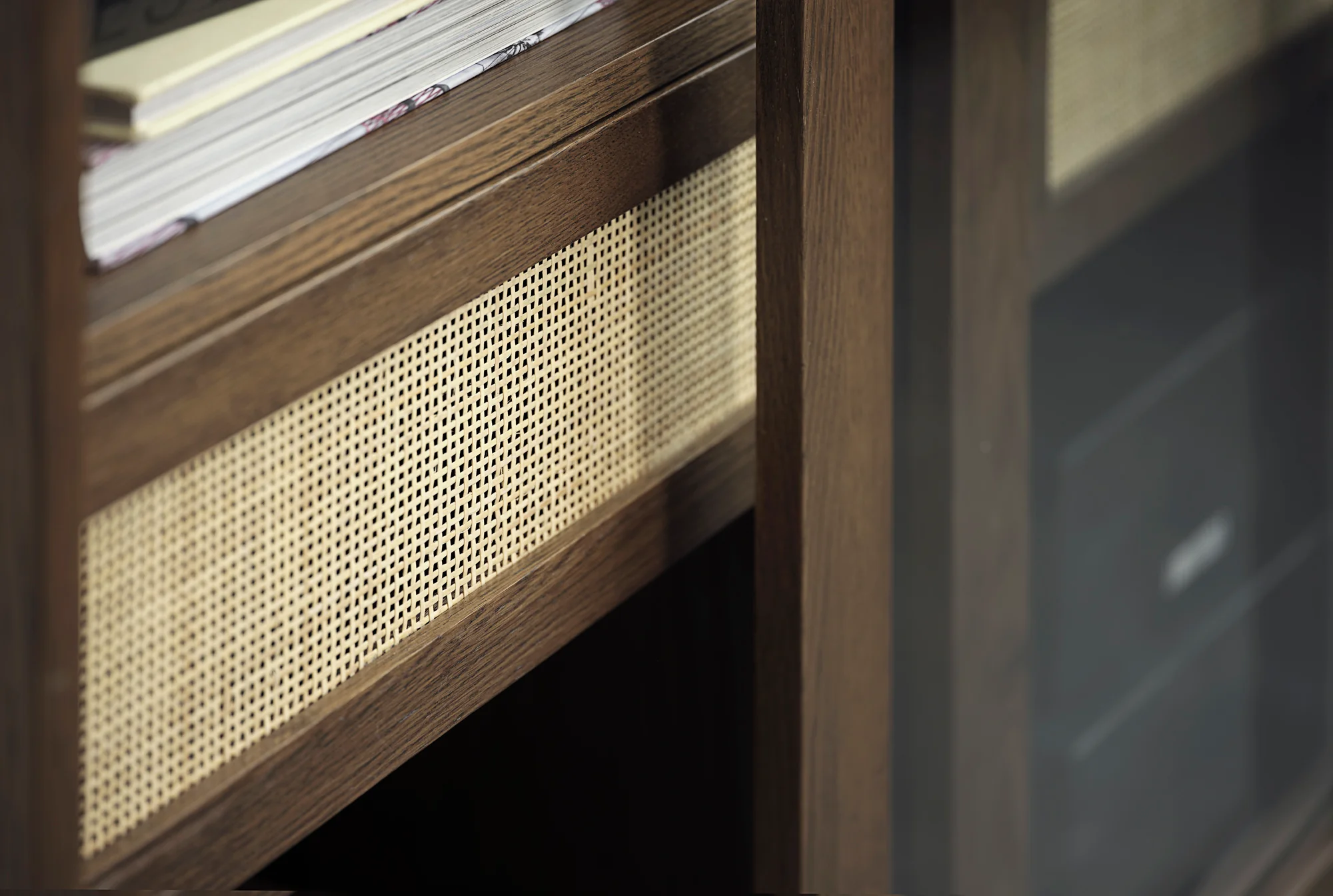 Barrali Smoked Oak Glass Display Cabinet – 110 x 160cm - Image 3