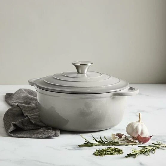 Cast Iron Casserole Grey 22cm - Image 3