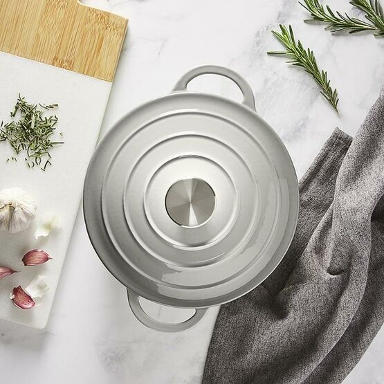 Cast Iron Casserole Grey 22cm - Image 4