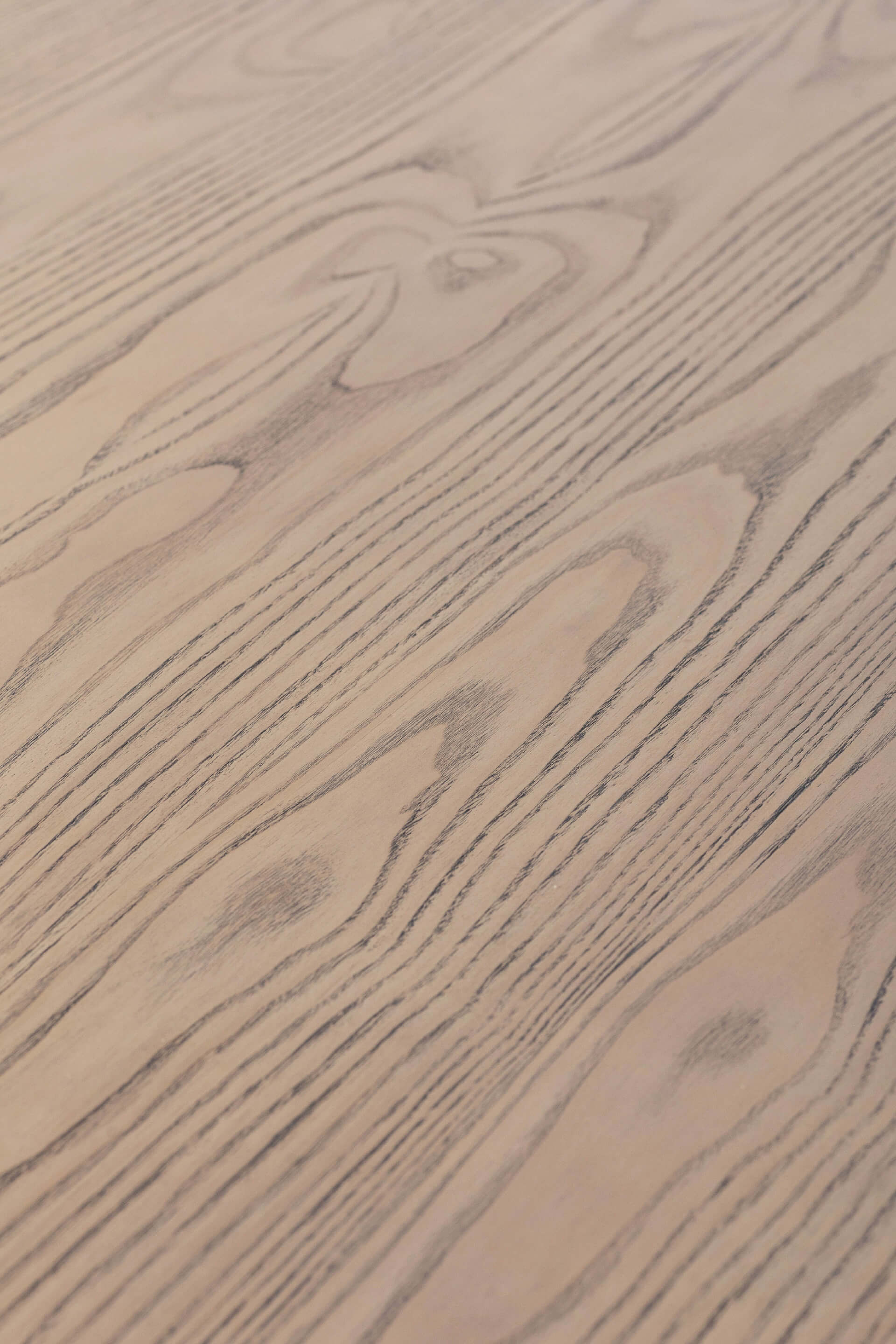 Falun Dining Table Round Smoked Oak - Image 5