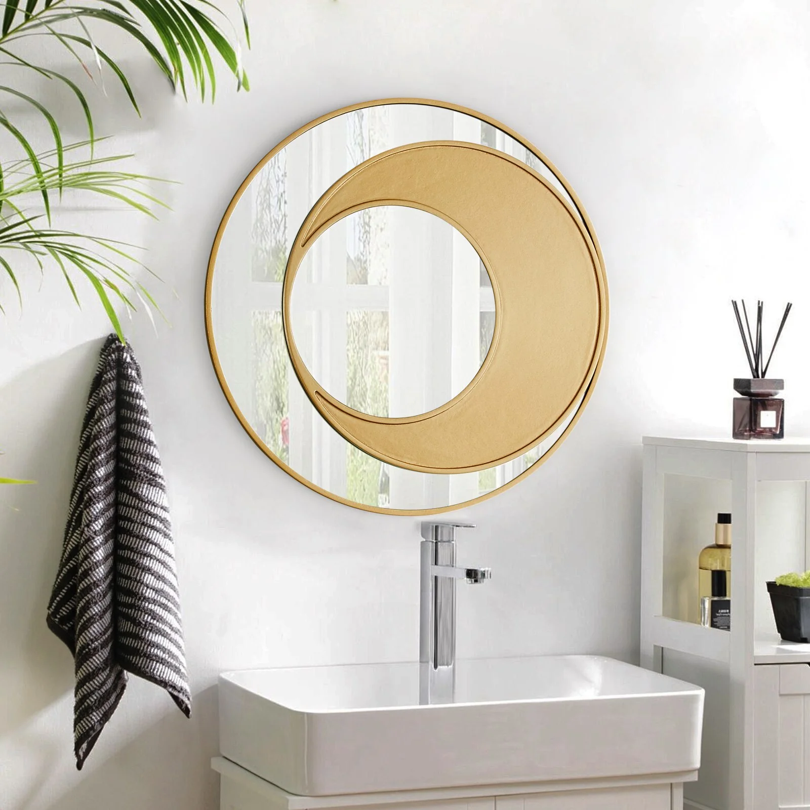 GD004 Gold Round Mirror - Image 4