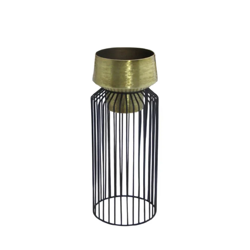 Lia Small Planter With Stand – Brass/Black Pot for Home Décor
