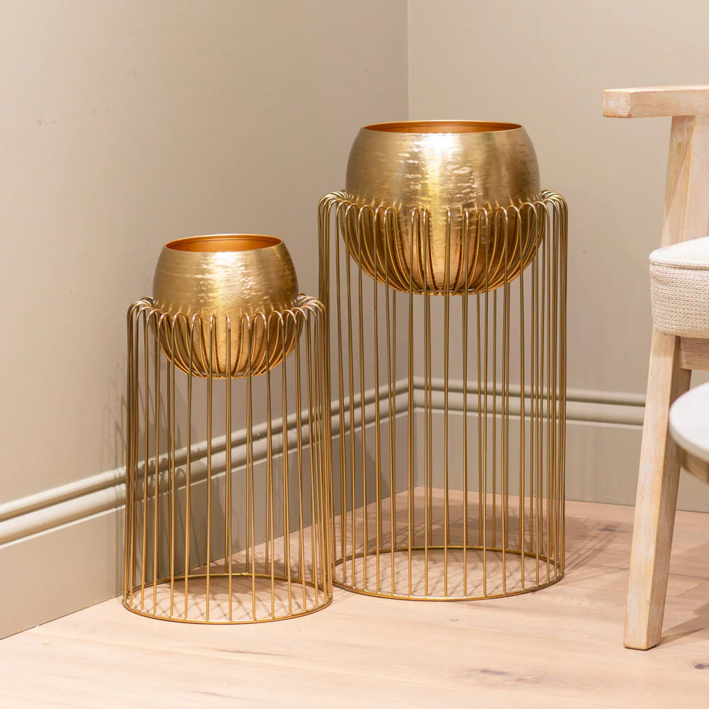Misha Gold Planters – Set of 2 Planter Pots with Stand - Image 2