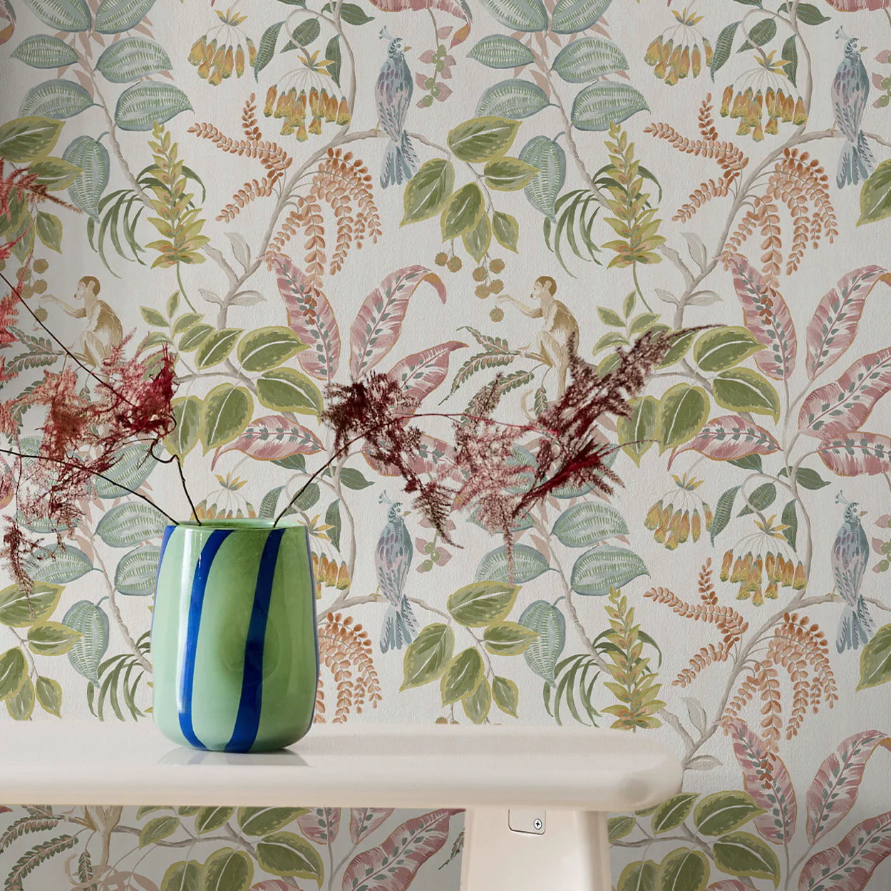 Next Tropical Wonder Floral Wallpaper Ivory – Elegant Palm Leaf Design, Neutral Botanical Floral Wallpaper for Bedrooms & Living Spaces - Image 4