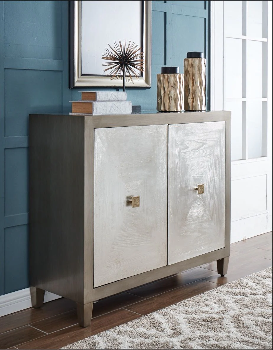 Nova 2 Door Chest - Image 3